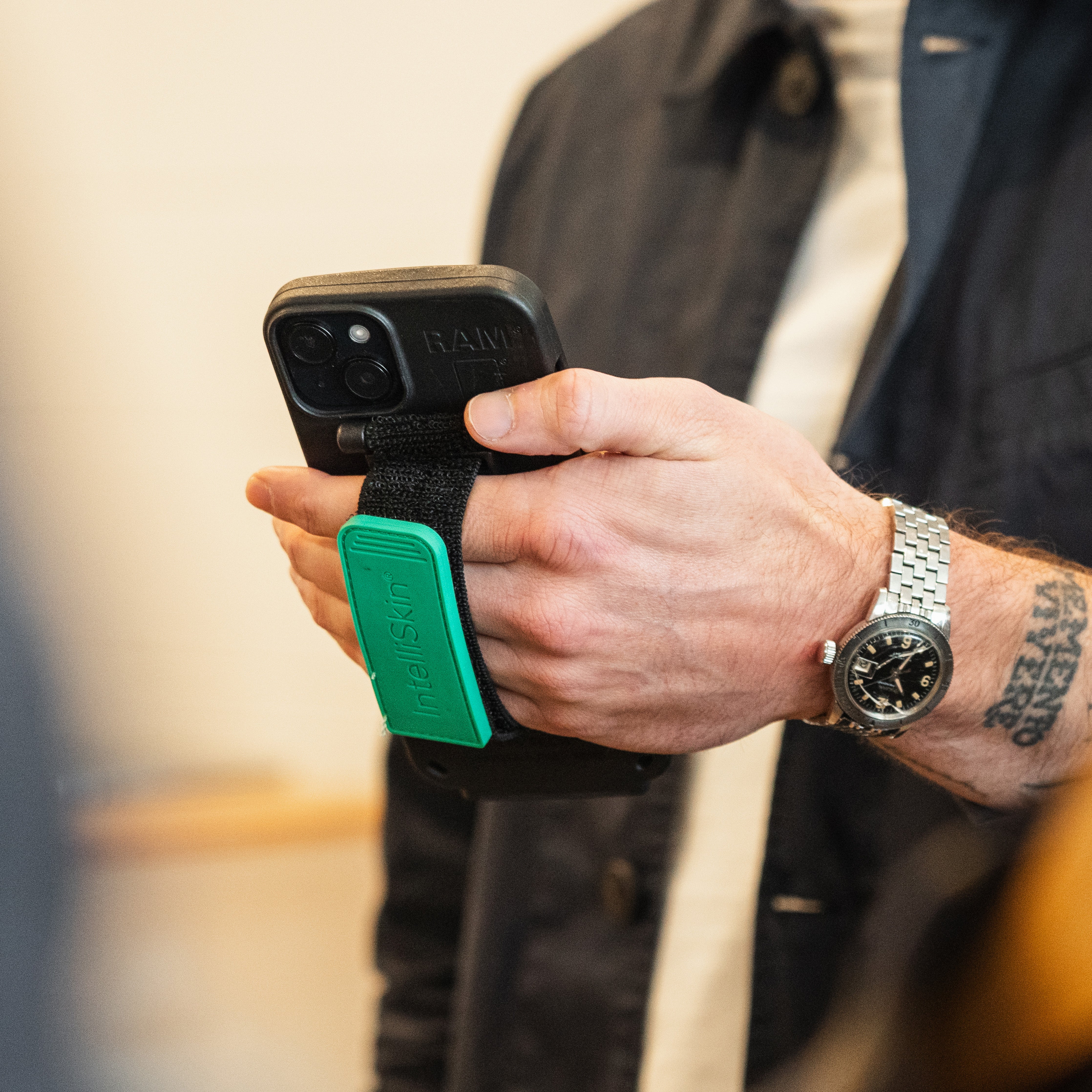 GDS® Magnetic Hand Strap for Phones with IntelliSkin® or RAM® Skin