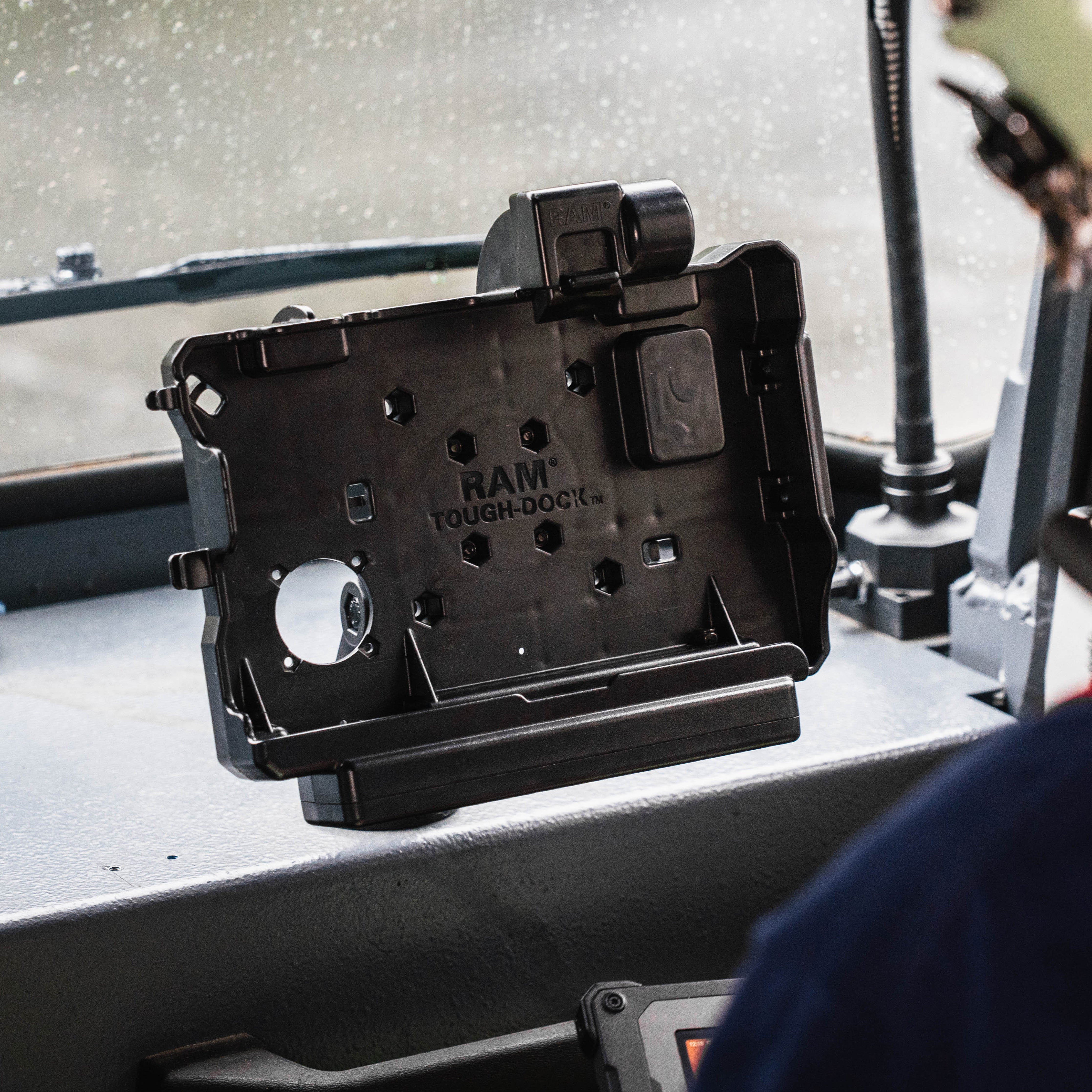 RAM® Form-Fit Holder for Getac ZX80 – RAM Mounts