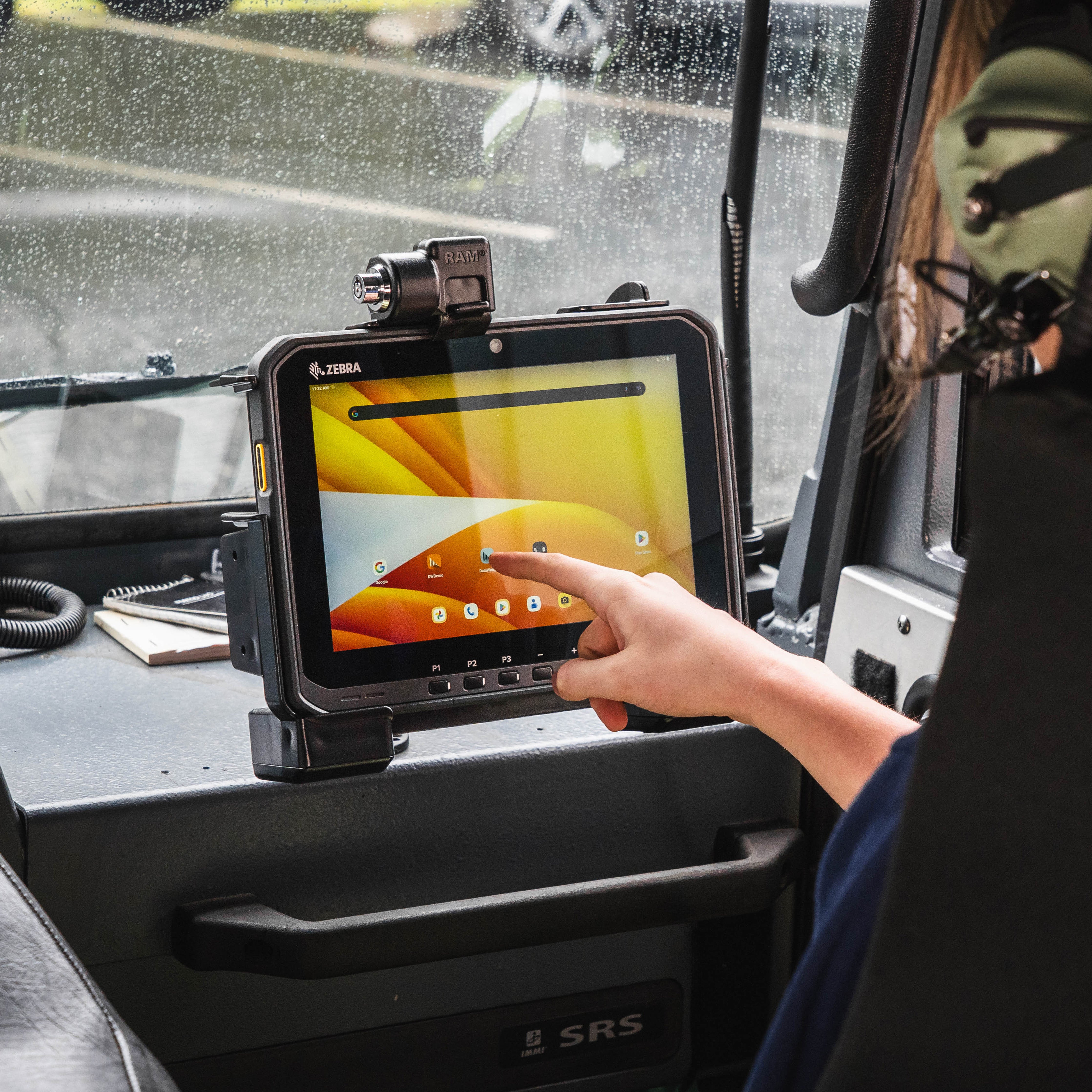 RAM® Locking Form-Fit Holder for Zebra ET6x – RAM® Mounts