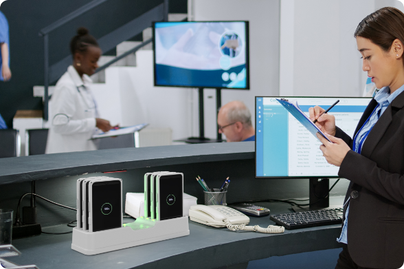 Multi-port laadstation voor mobiele apparaten