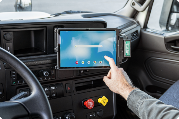 Samsung Galaxy Tab A9 Plus in GDS Uni-Conn vehicle dock